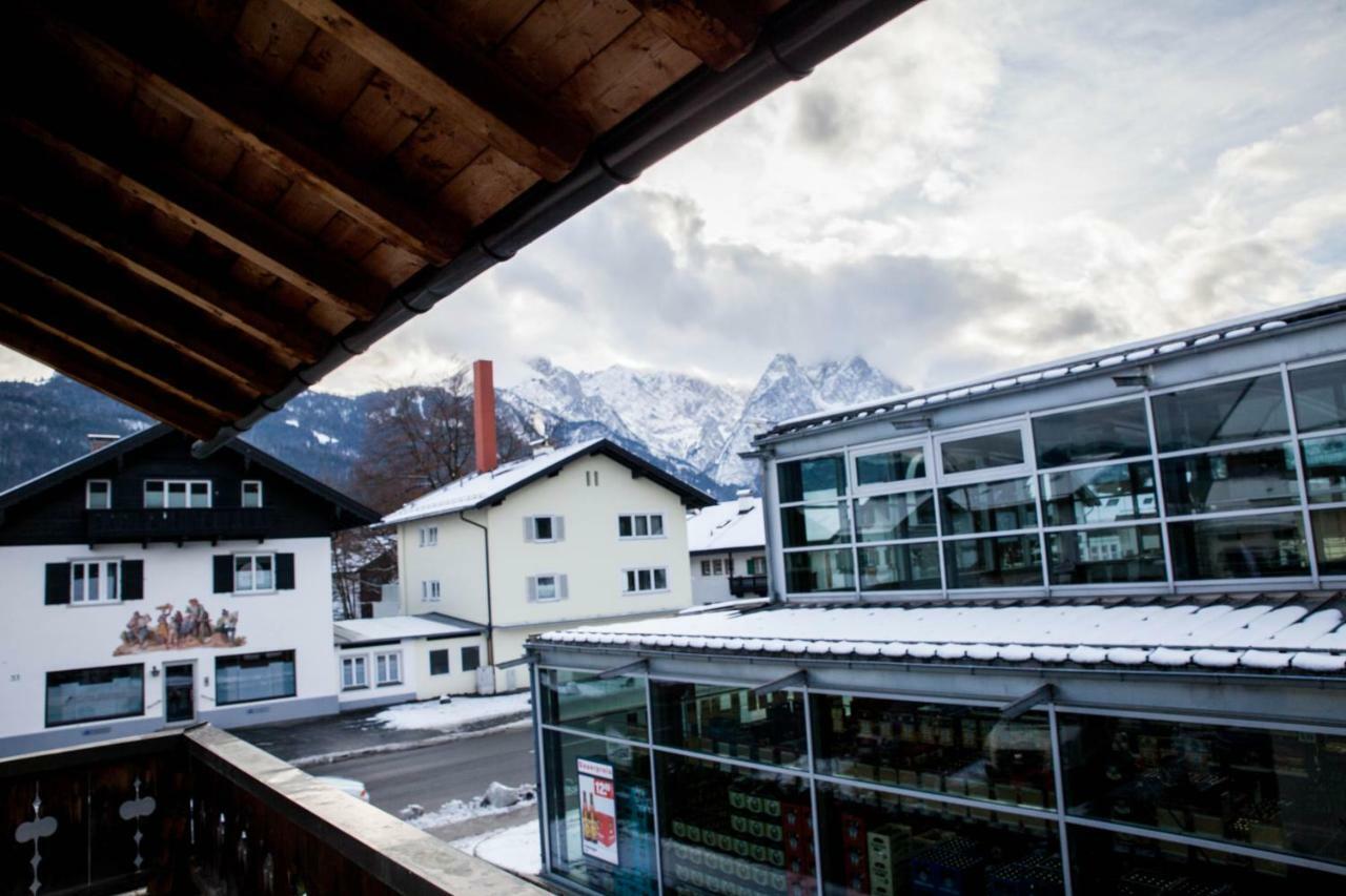 Ferienhaus Butterfly Apartment Garmisch-Partenkirchen Exterior photo